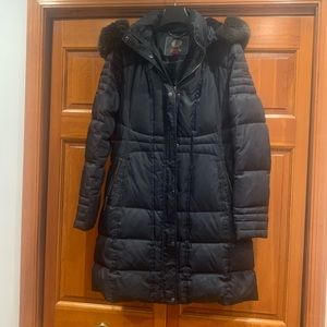 Super warm and stylish Vince Camuto down coat